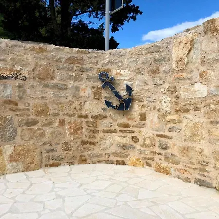 House Sidro, 펜션 *