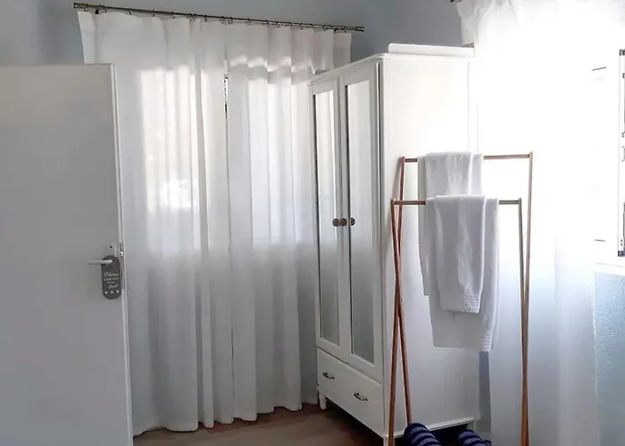 House Sidro, Стари Град