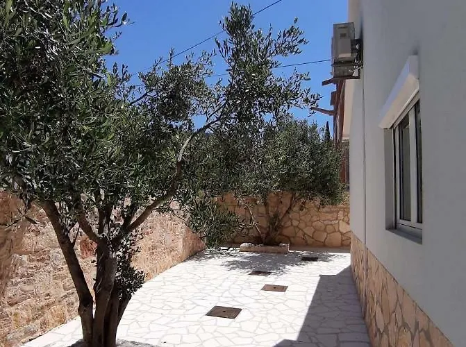 House Sidro, Дом отдыха *