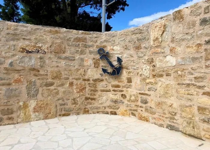 House Sidro, Дом отдыха *