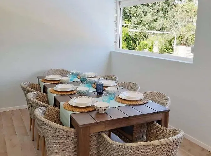 بيت للعطل House Sidro, ستاري غراد