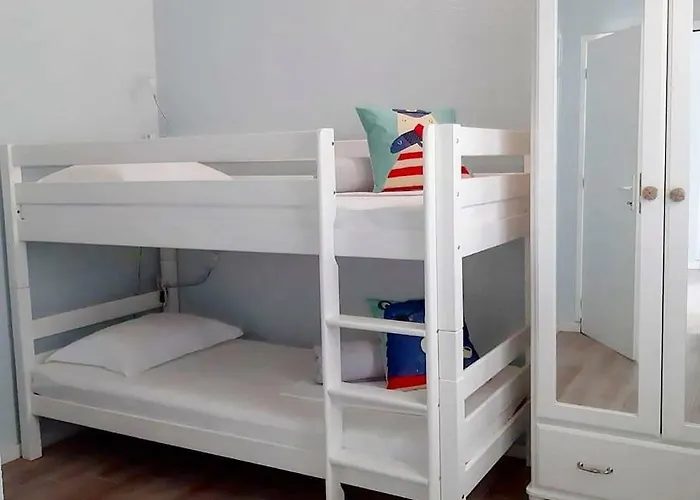 بيت للعطل House Sidro,